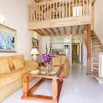 Ξενοδοχείο Sands Beach Resort