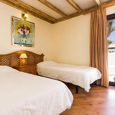 Sands Aparthotel 4*